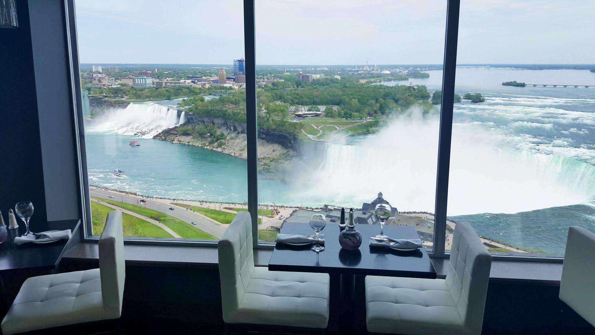 Tower Hotel At Fallsview Niagara Falls Exteriér fotografie