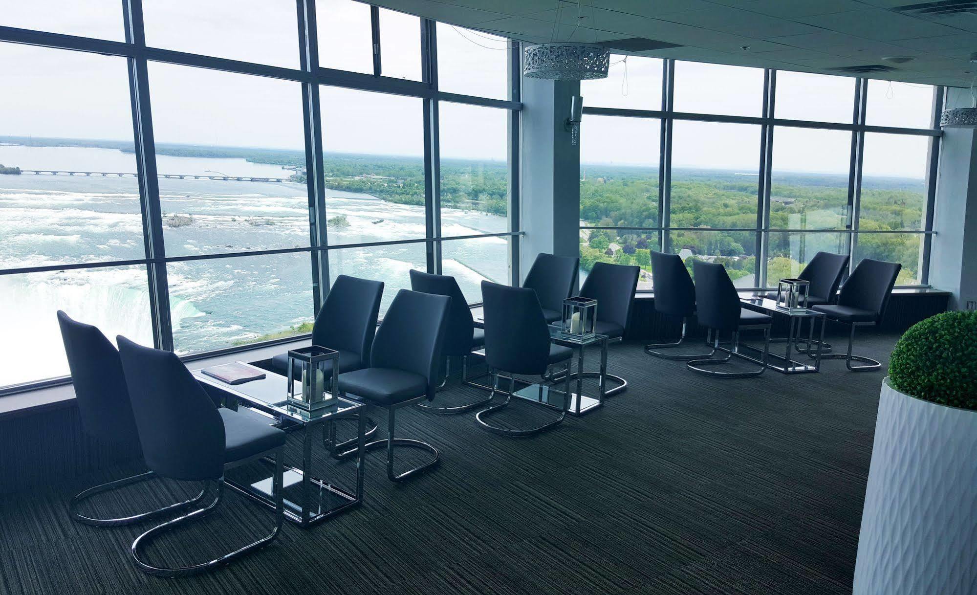 Tower Hotel At Fallsview Niagara Falls Exteriér fotografie